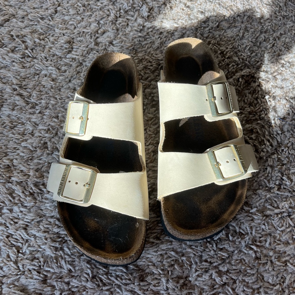 ❤️ women’s Birkenstocks *real leather* sz 39 ❤️